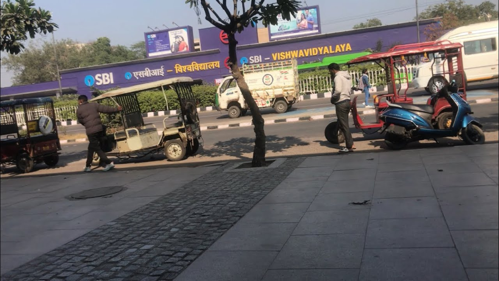 City Route From Vishwavidyalaya To Netaji Subhash Place